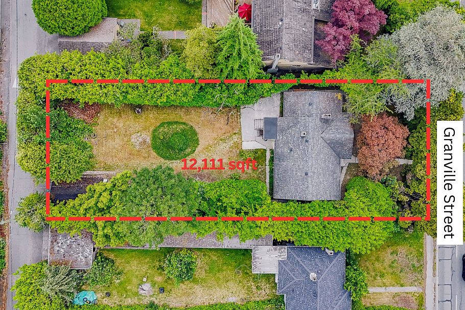 6689 Granville Street Vancouver, BC - 3