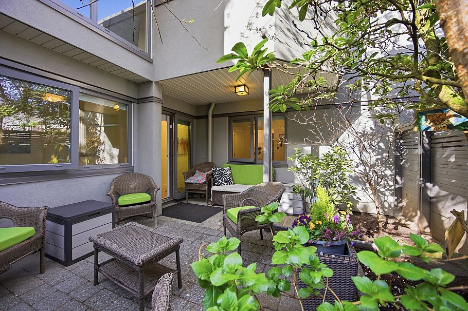 1326 W 7th Avenue Vancouver, BC - 25