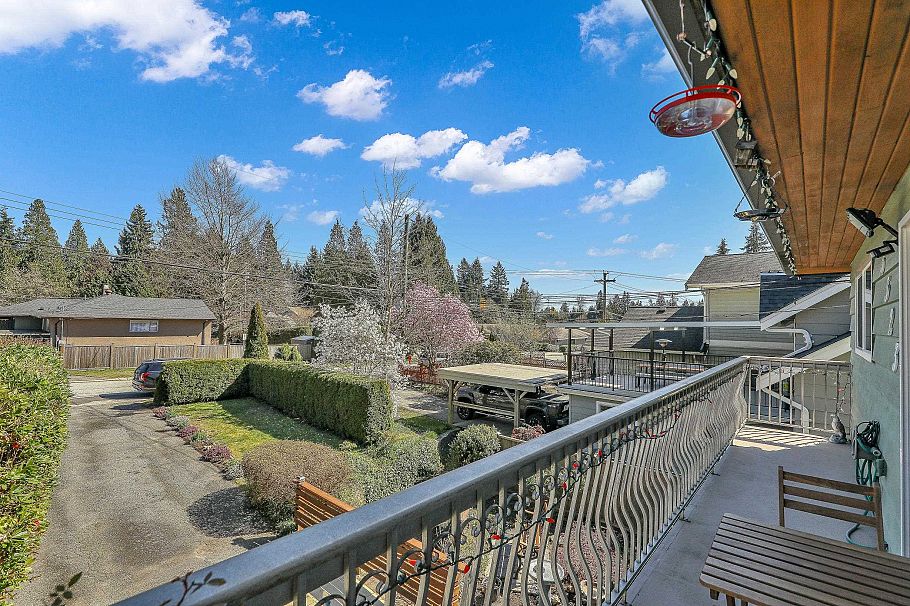 3523 Allan Road North Vancouver, BC - 36