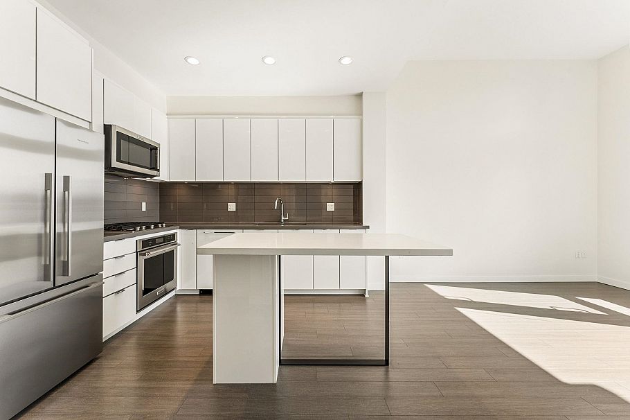 502 255 W 1st Street North Vancouver, BC - 7