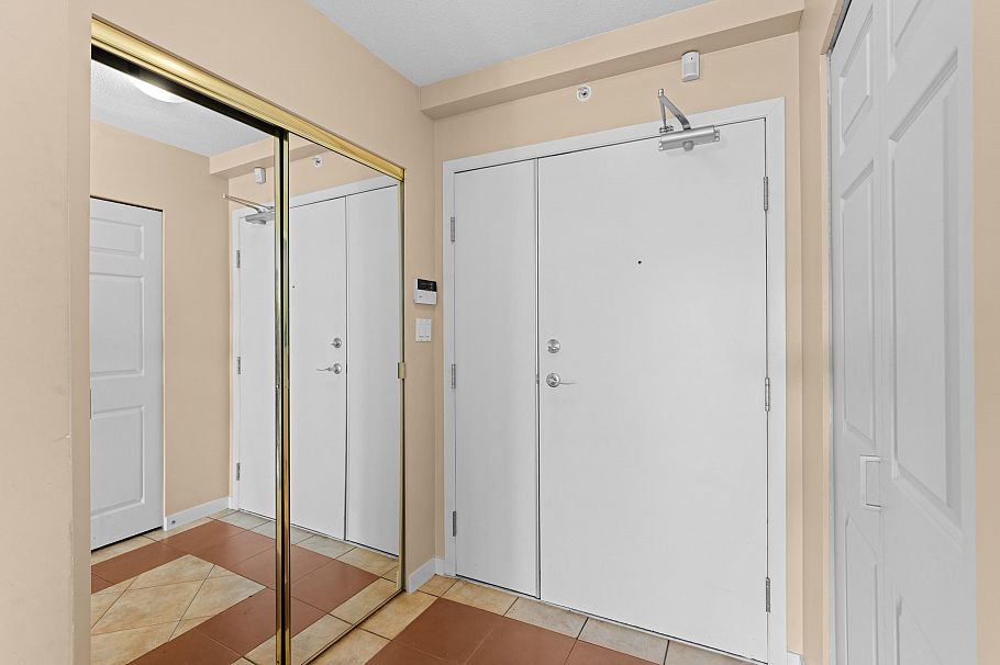 1703 1077 Marinaside Crescent Vancouver, BC - 26