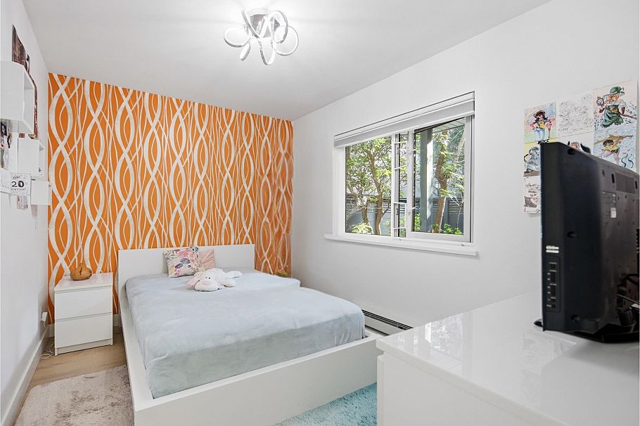 1326 W 7th Avenue Vancouver, BC - 15