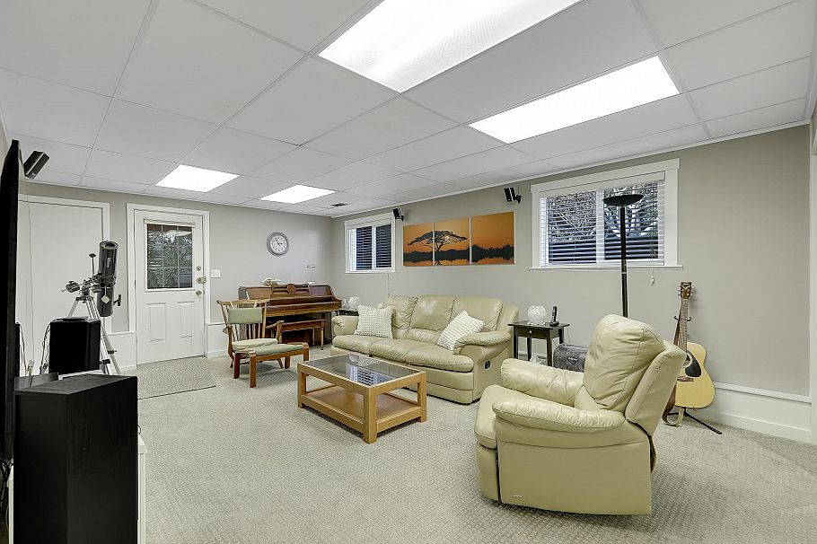 3523 Allan Road North Vancouver, BC - 20