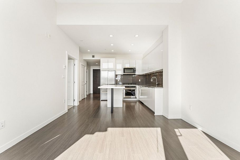 502 255 W 1st Street North Vancouver, BC - 5