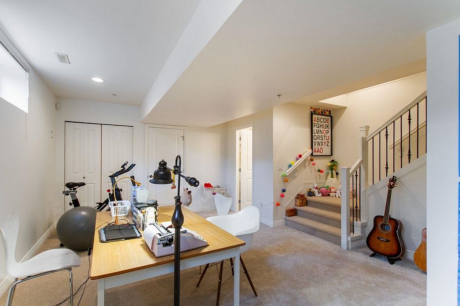 3150 Fromme Road North Vancouver, BC - 21