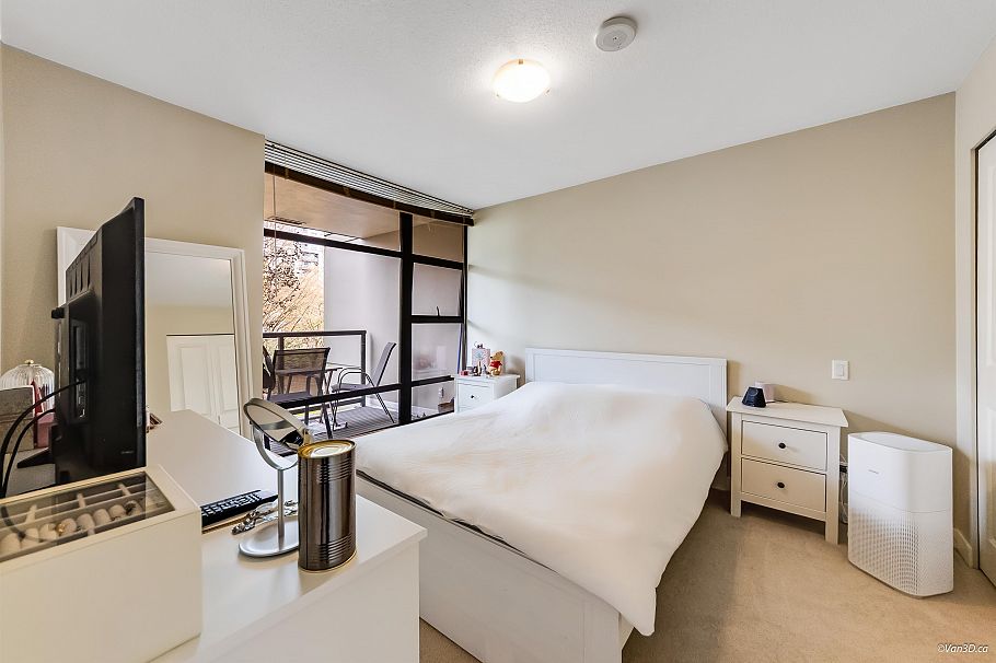 301 5380 Oben Street Vancouver, BC - 17