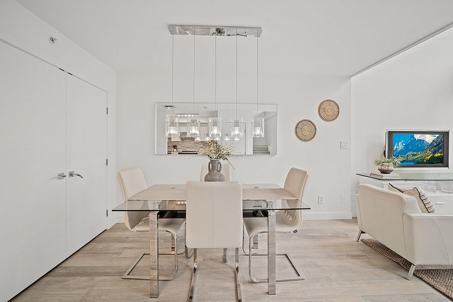 1238 Richards Street Vancouver, BC - 11