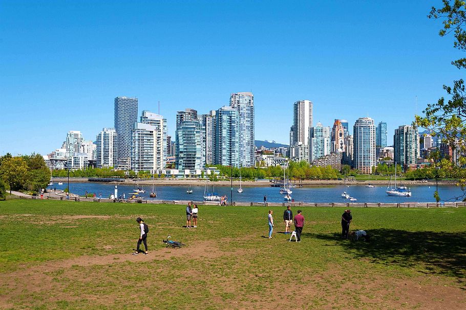 15 877 W 7th Avenue Vancouver, BC - 29