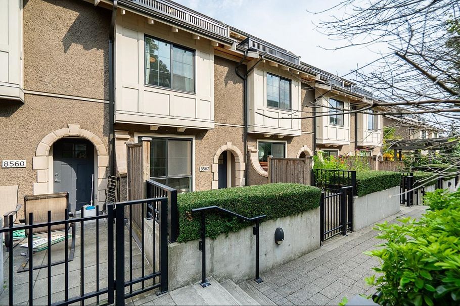 8562 Osler Street Vancouver, BC - 2