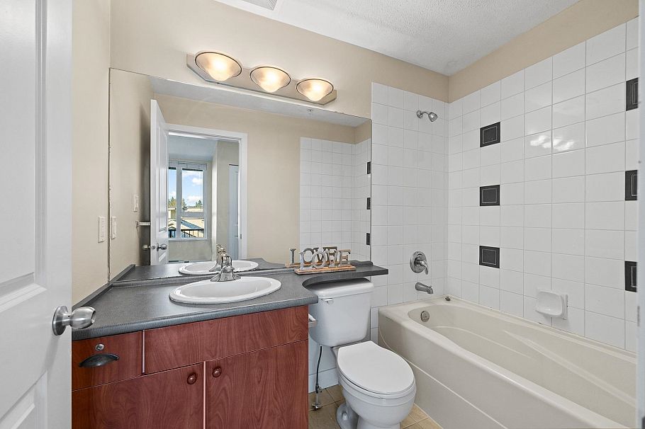 417 7089 Mont Royal Square Vancouver, BC - 25