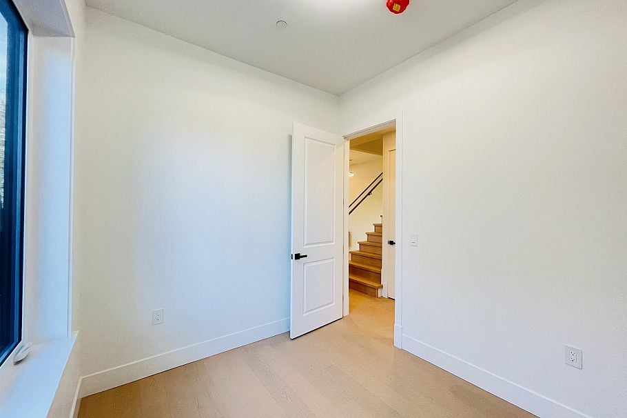 2 2452 Harrison Drive Vancouver, BC - 11