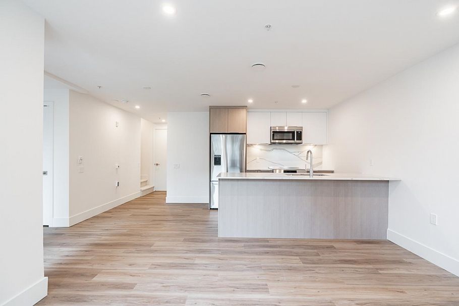 109 2085 E 1st Avenue Vancouver, BC - 22
