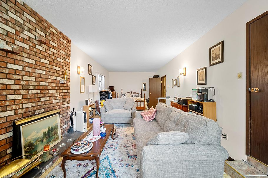 271 E 38th Avenue Vancouver, BC - 28