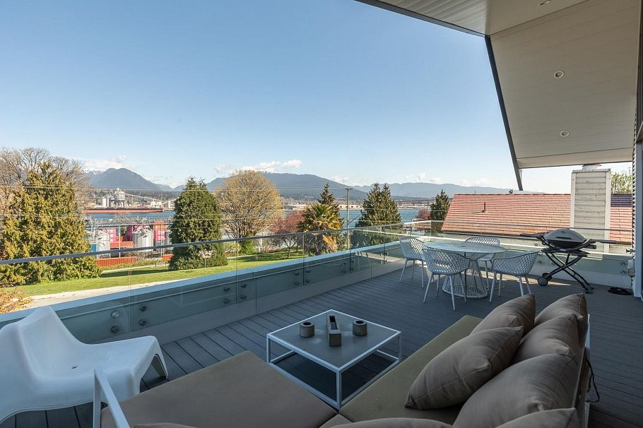 2732 Wall Street Vancouver, BC - 26