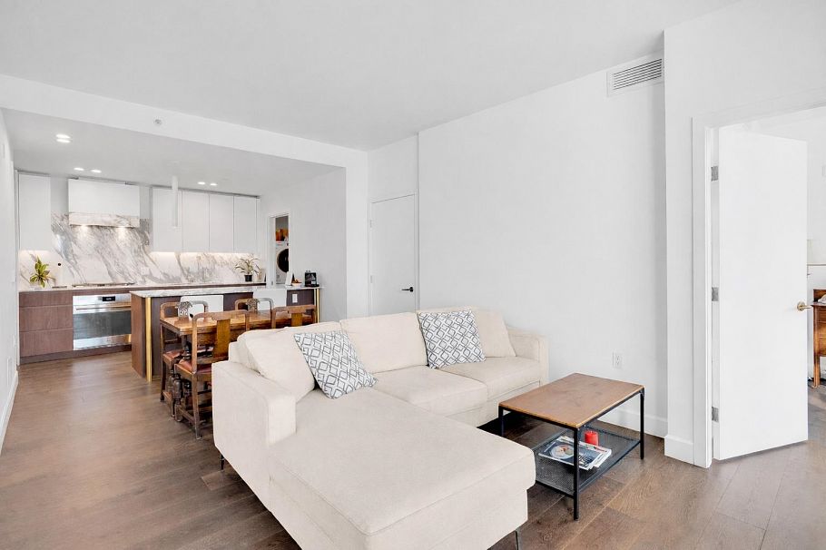 307 3668 W 10th Avenue Vancouver, BC - 9