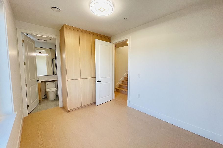 2 2452 Harrison Drive Vancouver, BC - 19