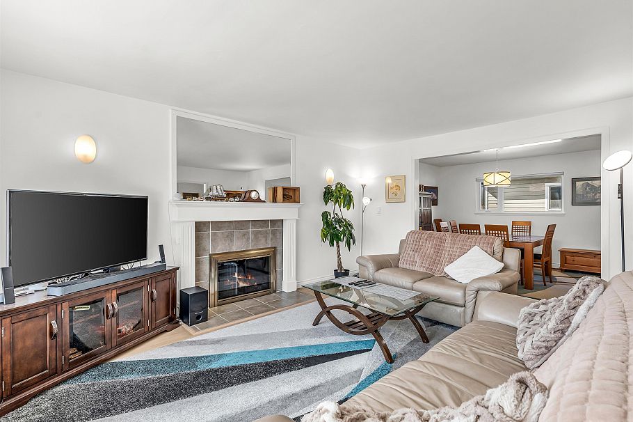 351 Beachview Drive North Vancouver, BC - 7