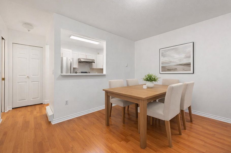 15 3428 Adanac Street Vancouver, BC - 4