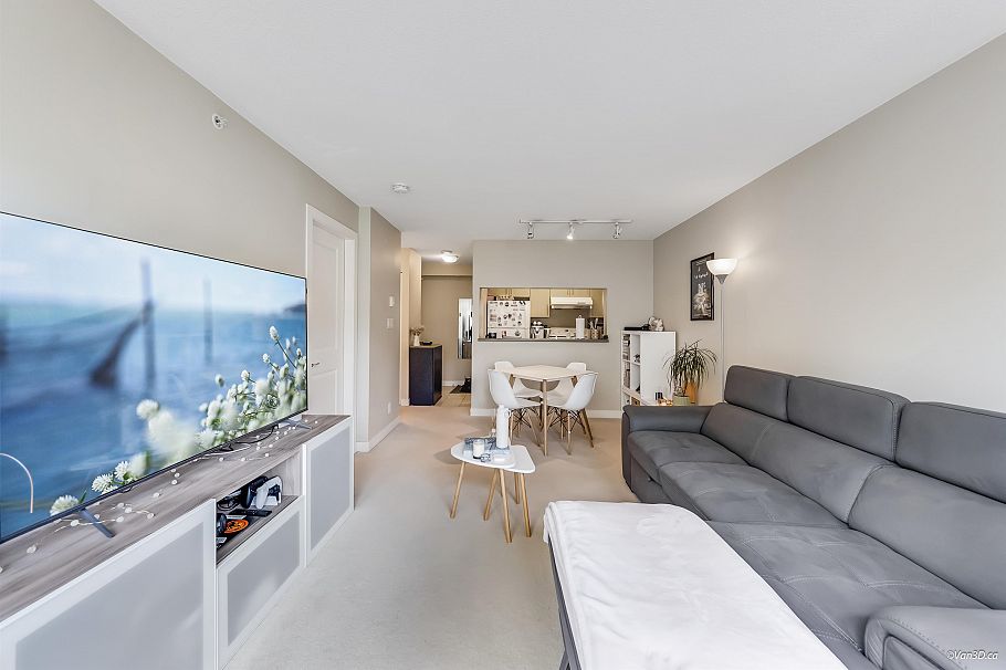 301 5380 Oben Street Vancouver, BC - 12