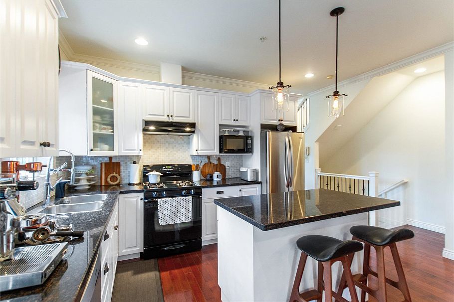 3150 Fromme Road North Vancouver, BC - 10