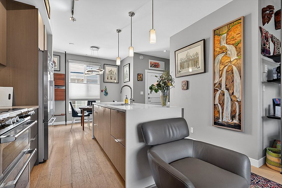 PH7 5555 Dunbar Street Vancouver, BC - 2