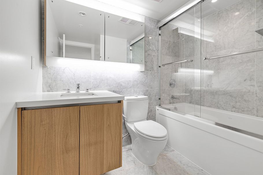 1605 8833 Hazelbridge Way Richmond, BC - 13