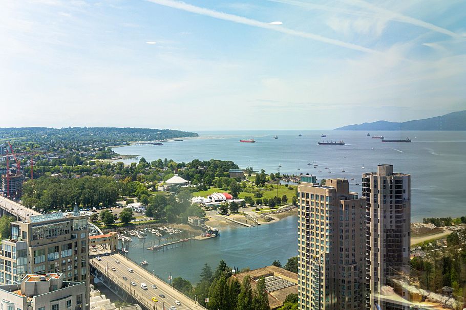 3501 889 Pacific Street Vancouver, BC - 2