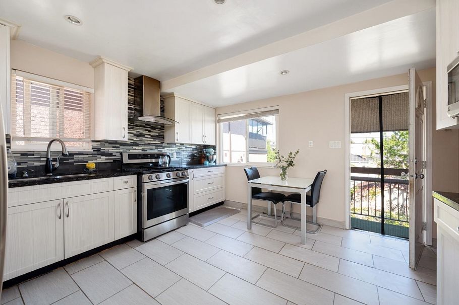 620 Slocan Street Vancouver, BC - 5