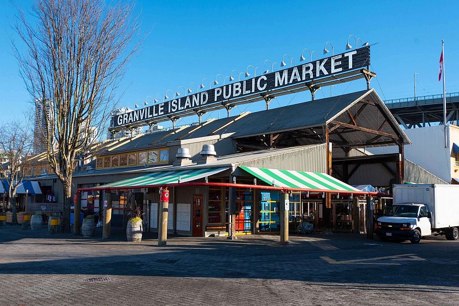 15 877 W 7th Avenue Vancouver, BC - 30