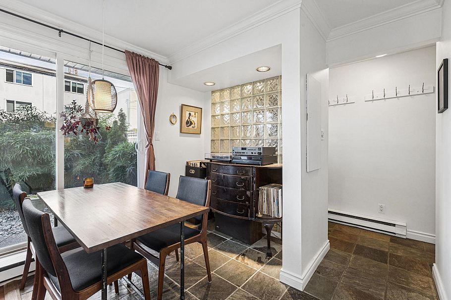 152A W 18th Street North Vancouver, BC - 14