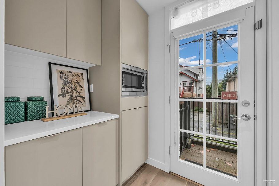 8576 Osler Street Vancouver, BC - 30