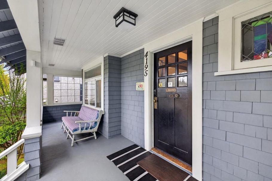 4195 W 15th Avenue Vancouver, BC - 3