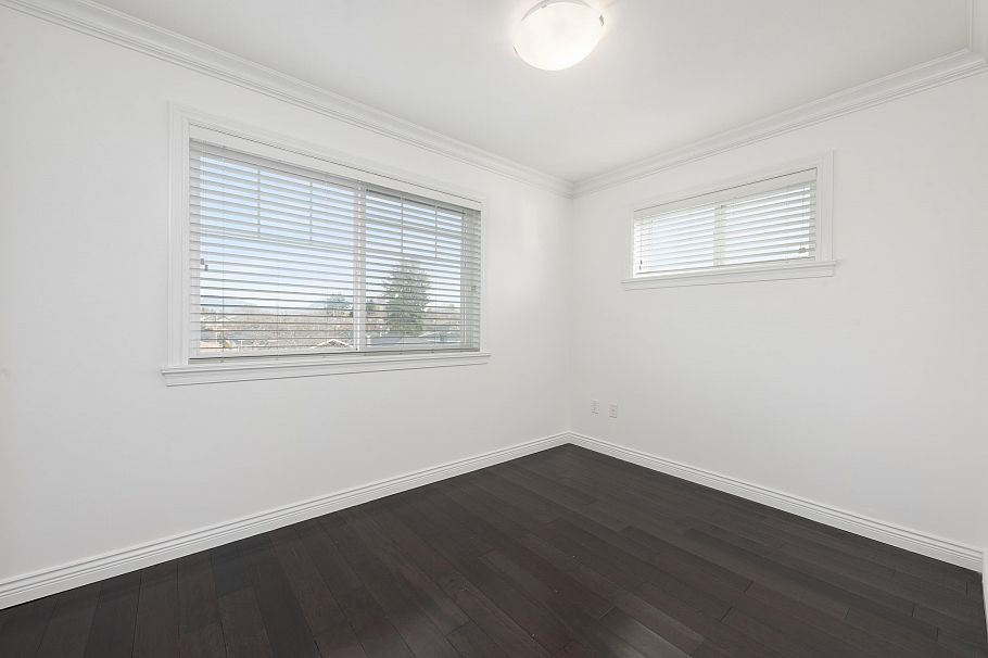 3136 E 47th Avenue Vancouver, BC - 23