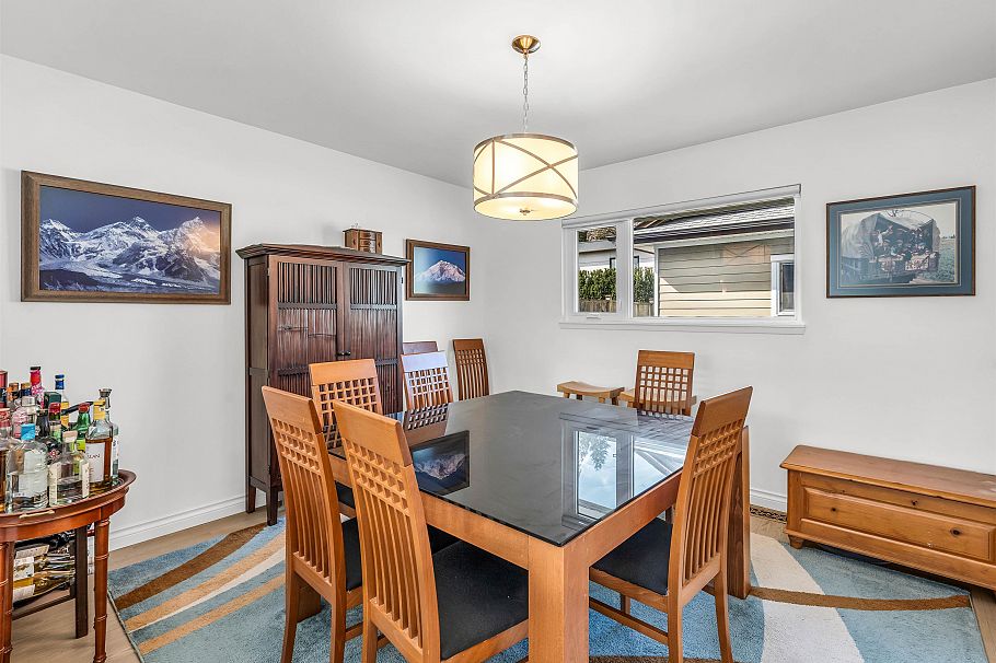 351 Beachview Drive North Vancouver, BC - 12