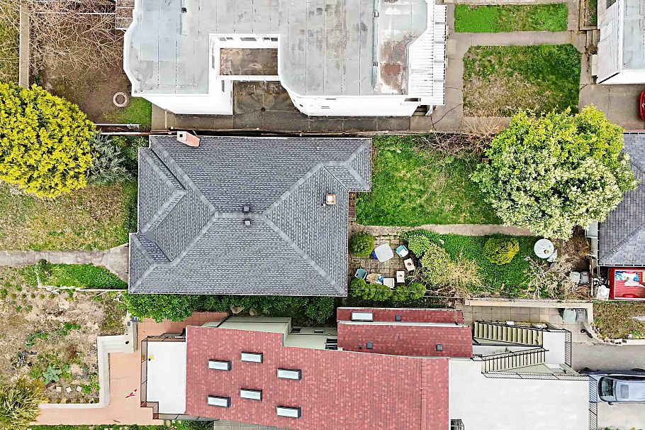 3624 Cambridge Street Vancouver, BC - 22