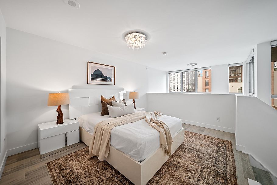 1238 Richards Street Vancouver, BC - 21