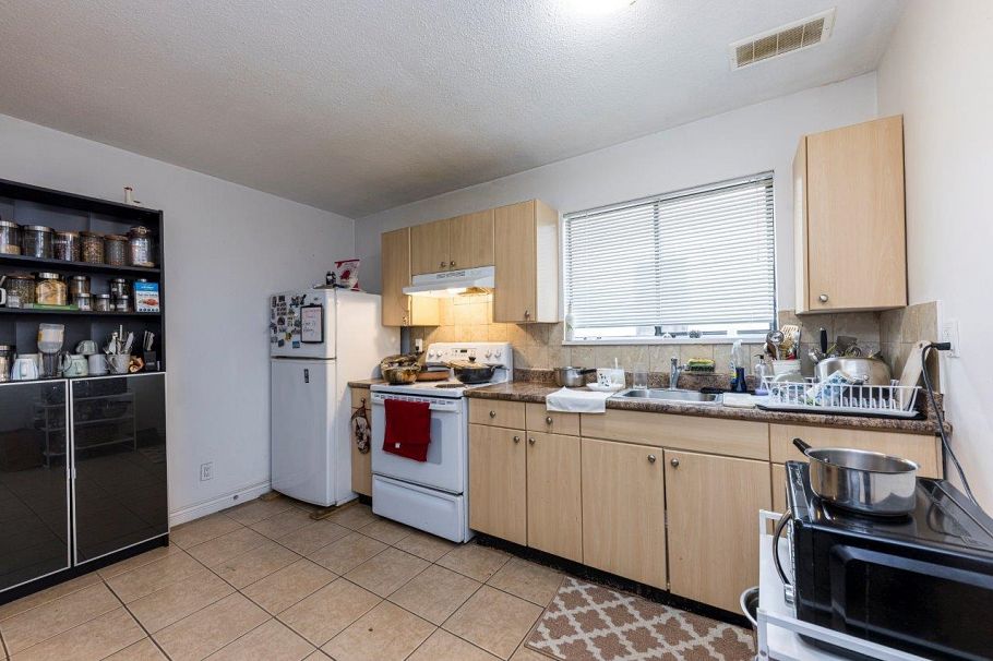 431 E 18th Avenue Vancouver, BC - 28