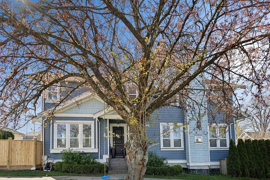 1468 E 21st Avenue Vancouver, BC - 3