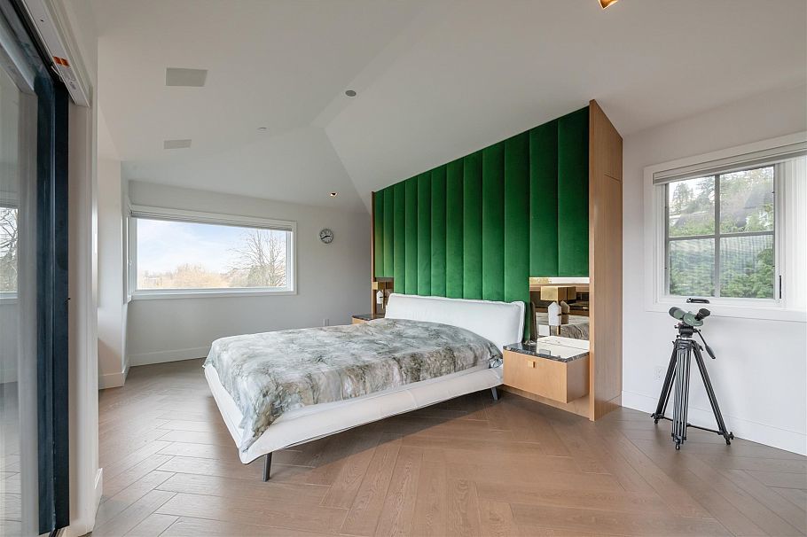 4546 Langara Avenue Vancouver, BC - 23