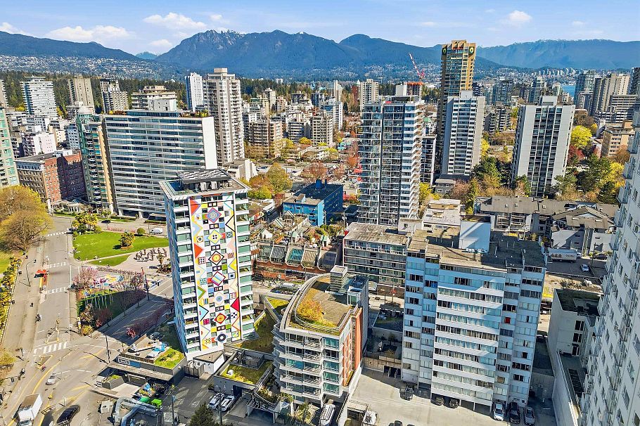 701 1762 Davie Street Vancouver, BC - 27