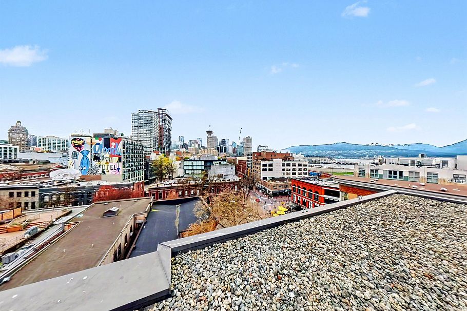 501 28 Powell Street Vancouver, BC - 21