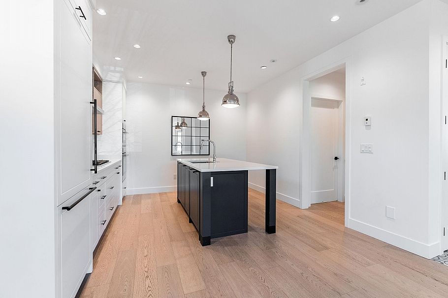 3530 W 43rd Avenue Vancouver, BC - 17