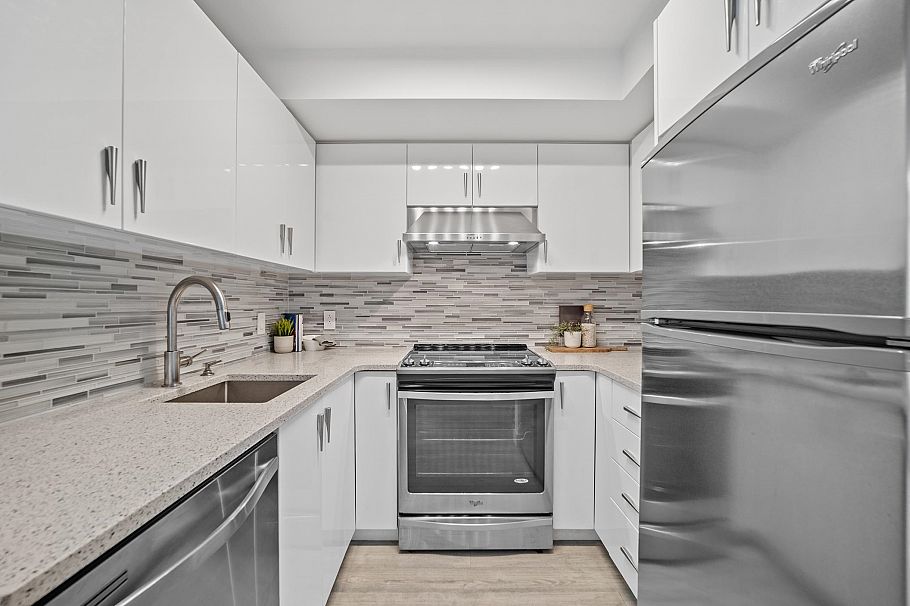 1238 Richards Street Vancouver, BC - 13