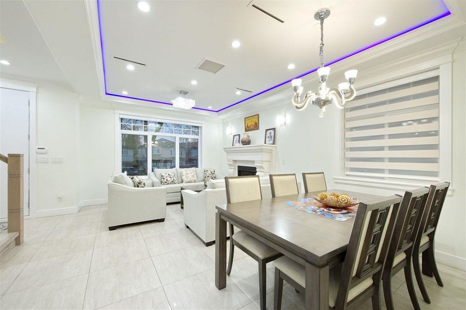 5886 Sherbrooke Street Vancouver, BC - 9