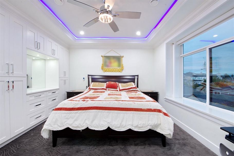 5886 Sherbrooke Street Vancouver, BC - 21