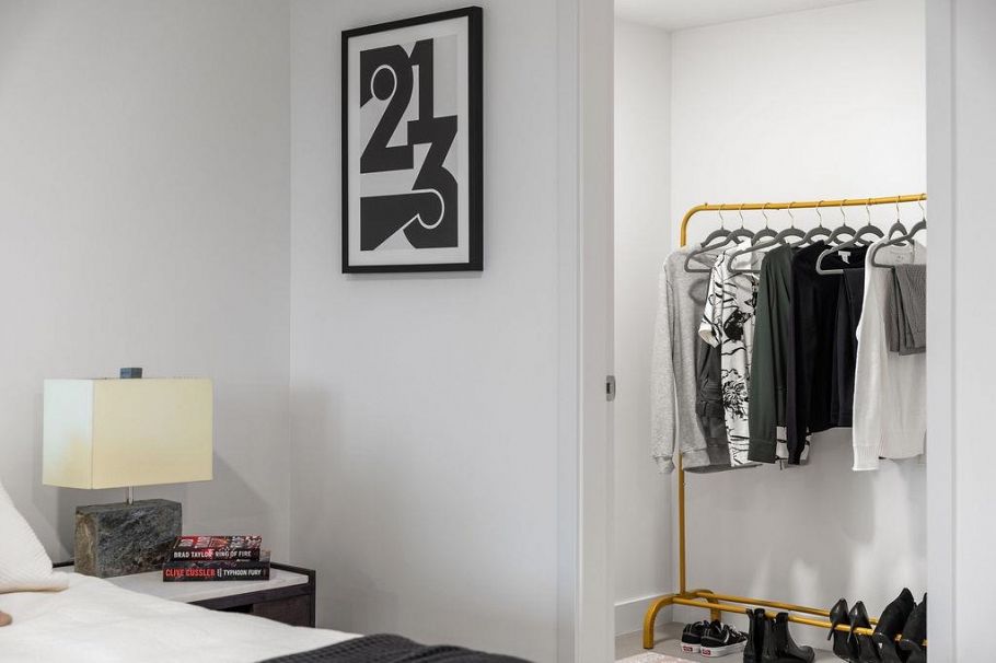 311 2419 Grant Street Vancouver, BC - 21