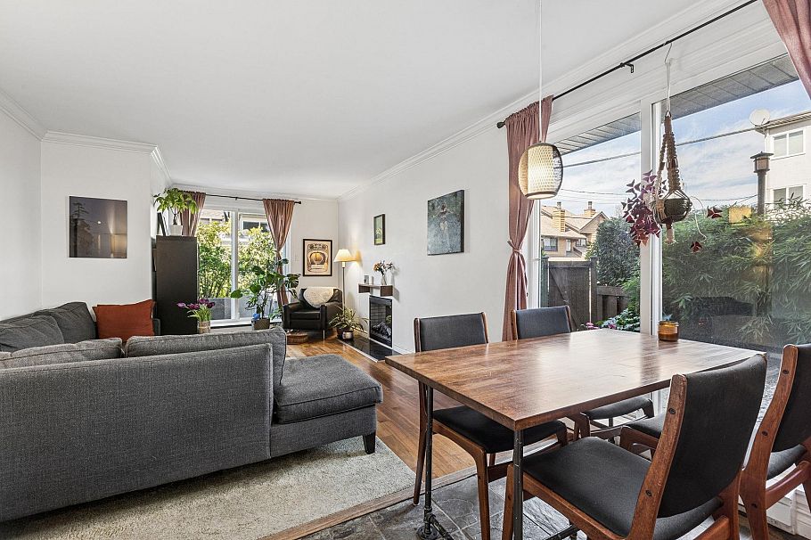 152A W 18th Street North Vancouver, BC - 12