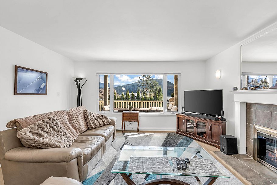 351 Beachview Drive North Vancouver, BC - 6