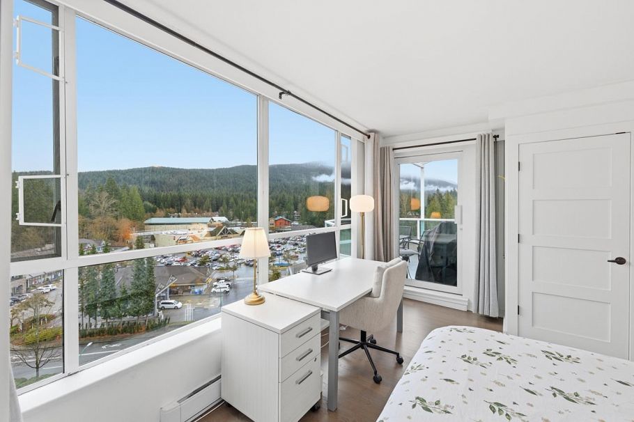 1004 995 Roche Point Drive North Vancouver, BC - 12