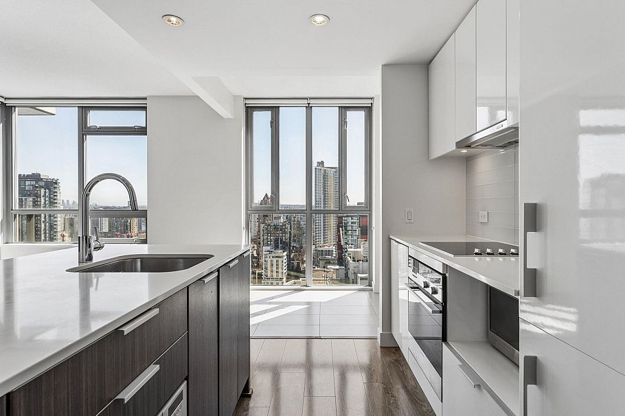 2506 1308 Hornby Street Vancouver, BC - 16
